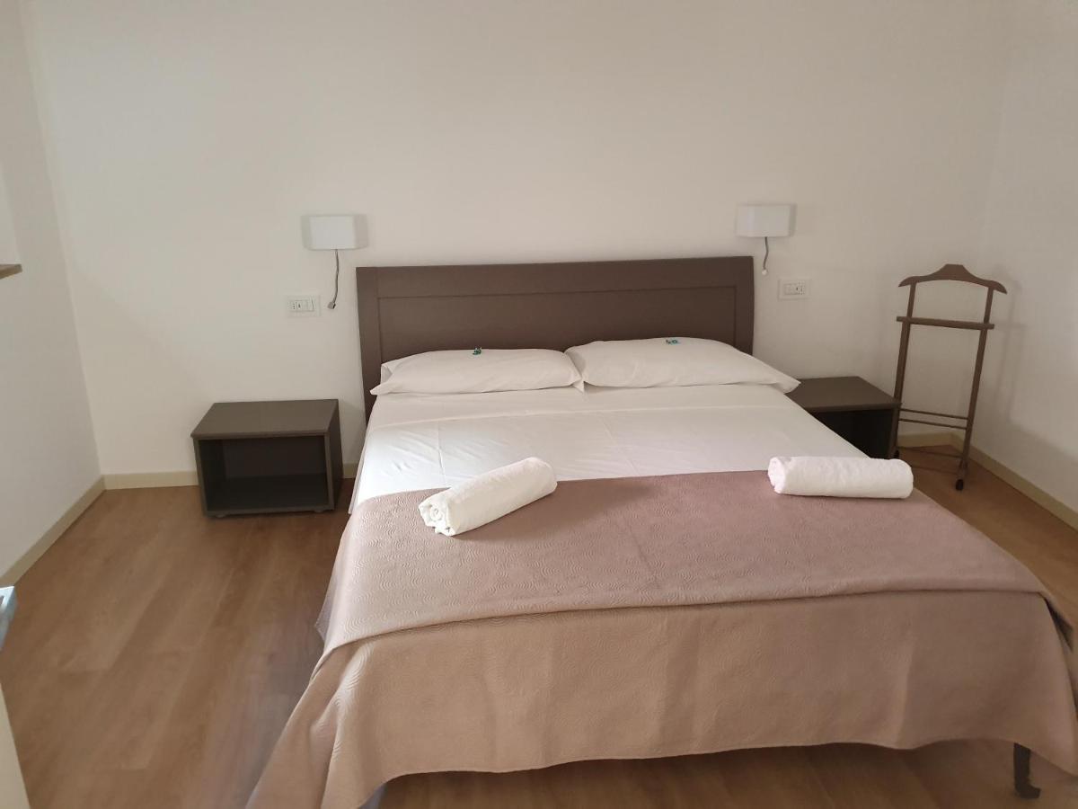 Отель Mi Casa Es Tambien Tu Casa Vips Верона Экстерьер фото