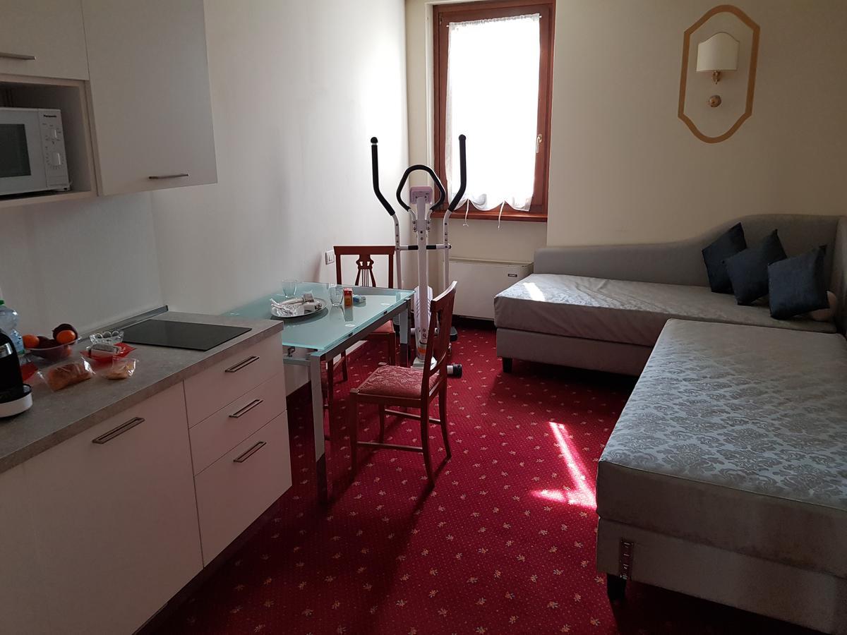 Отель Mi Casa Es Tambien Tu Casa Vips Верона Экстерьер фото